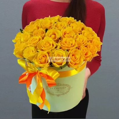 Желтые розы в шляпной коробке. Цена – 7950 руб. Арт – 452 - №1