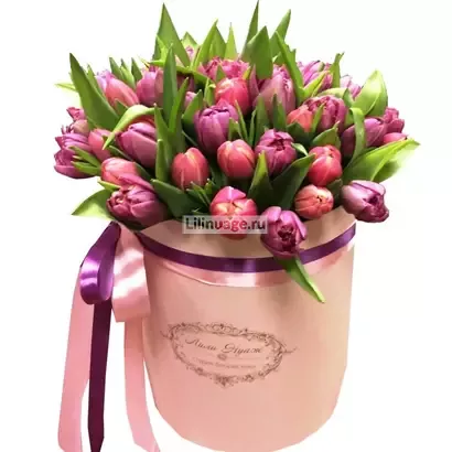 Тюльпаны в шляпной коробке "Макси". Цена – 15550 руб. Арт – 733 - №2