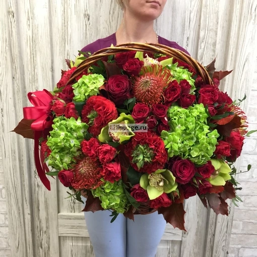 Корзина цветов "Руководителю". Цена – 14500 руб. Арт – 1183