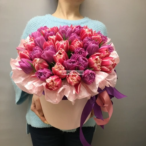 Тюльпаны в шляпной коробке "Микс". Цена – 6200 руб. Арт – 1193 - №1