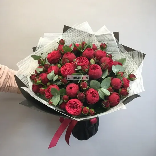 Пионовидные розы «Ред Пиано 23 розы» - фото 3