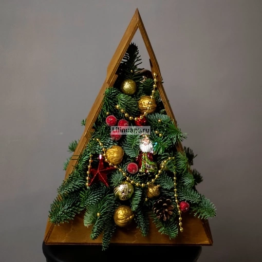 Новогодняя композиция «Деревяння елочка». Цена – 9060 руб. Арт – 3121