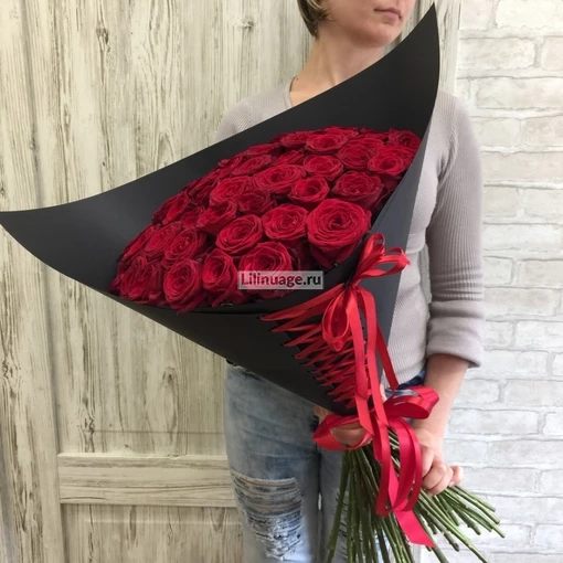 Красная роза в дизайнерской упаковке. Цена – 19300 руб. Арт – 454 - №2