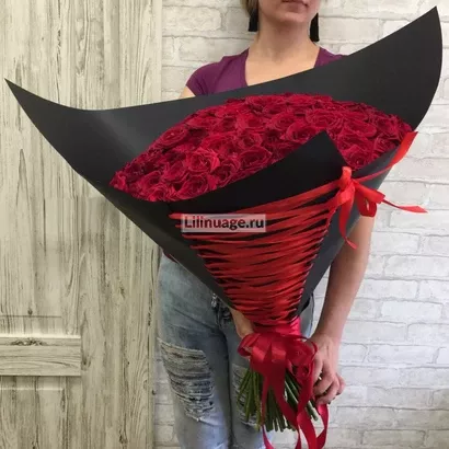 Красная роза в дизайнерской упаковке. Цена – 16000 руб. Арт – 454 - №1