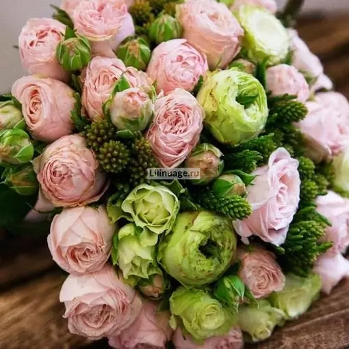 Букет невесты из пионовидных роз и брунии "Кружево". Цена – 18900 руб. Арт – 564