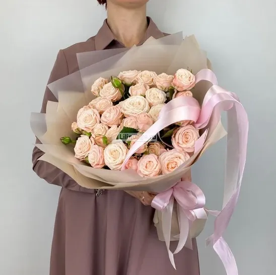Пионовидные розы «Мадам Бомбастик 15 шт» - фото 1