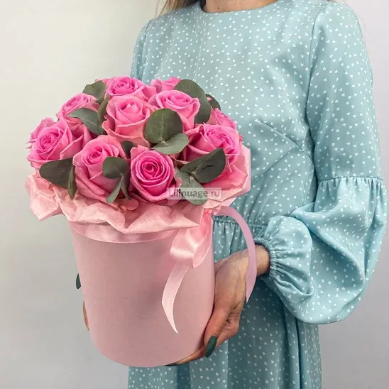 Монобукеты «Розы розовые в шляпной коробке» - фото 4