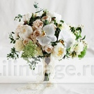 chanele-rose-flowers-pretty-wedding-bouquet